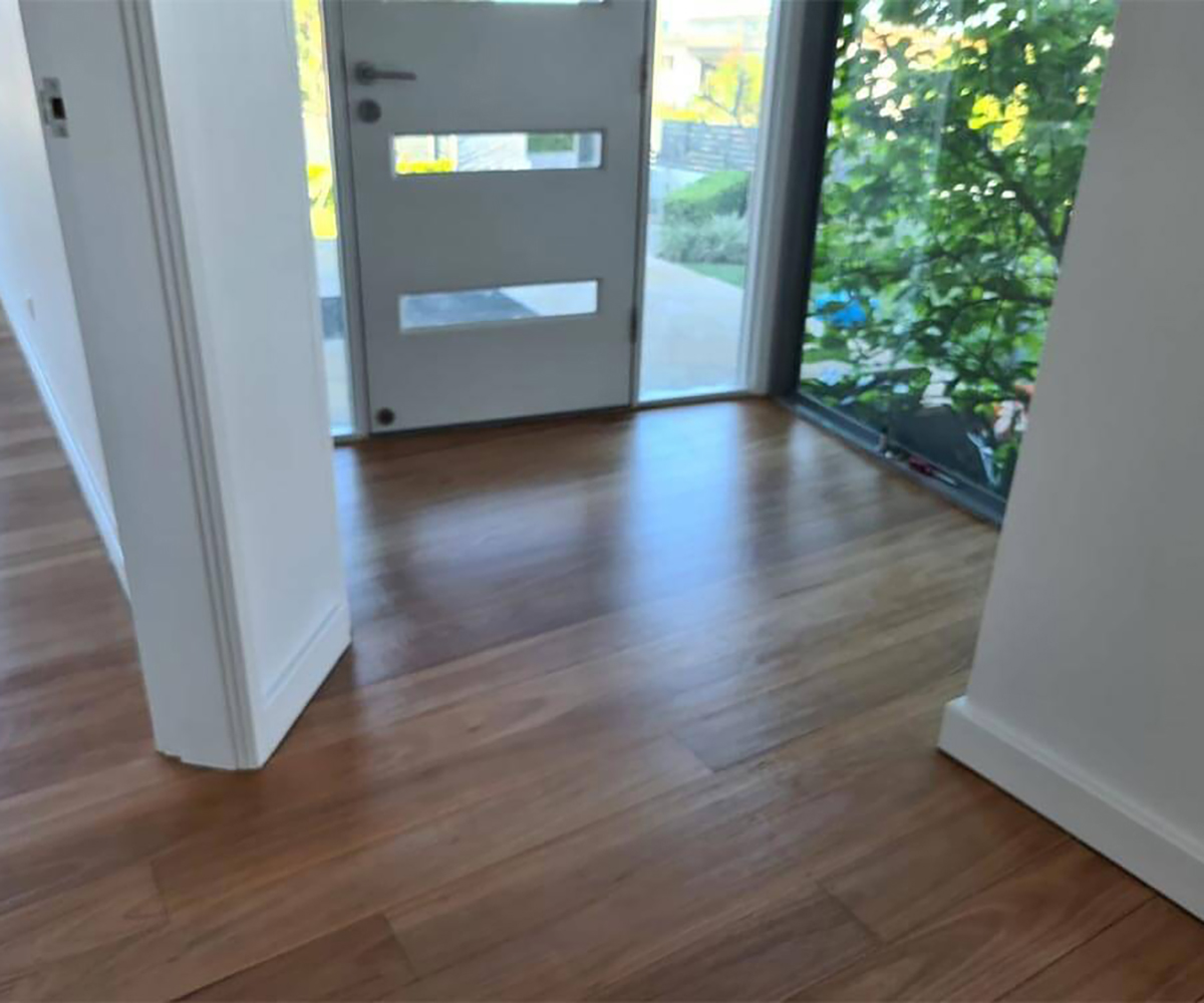 wooden floor sanding and polishing