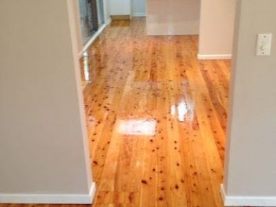 timber floor sanding and polishing