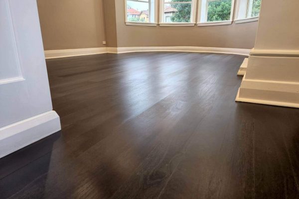 wooden floor sanding and polishing