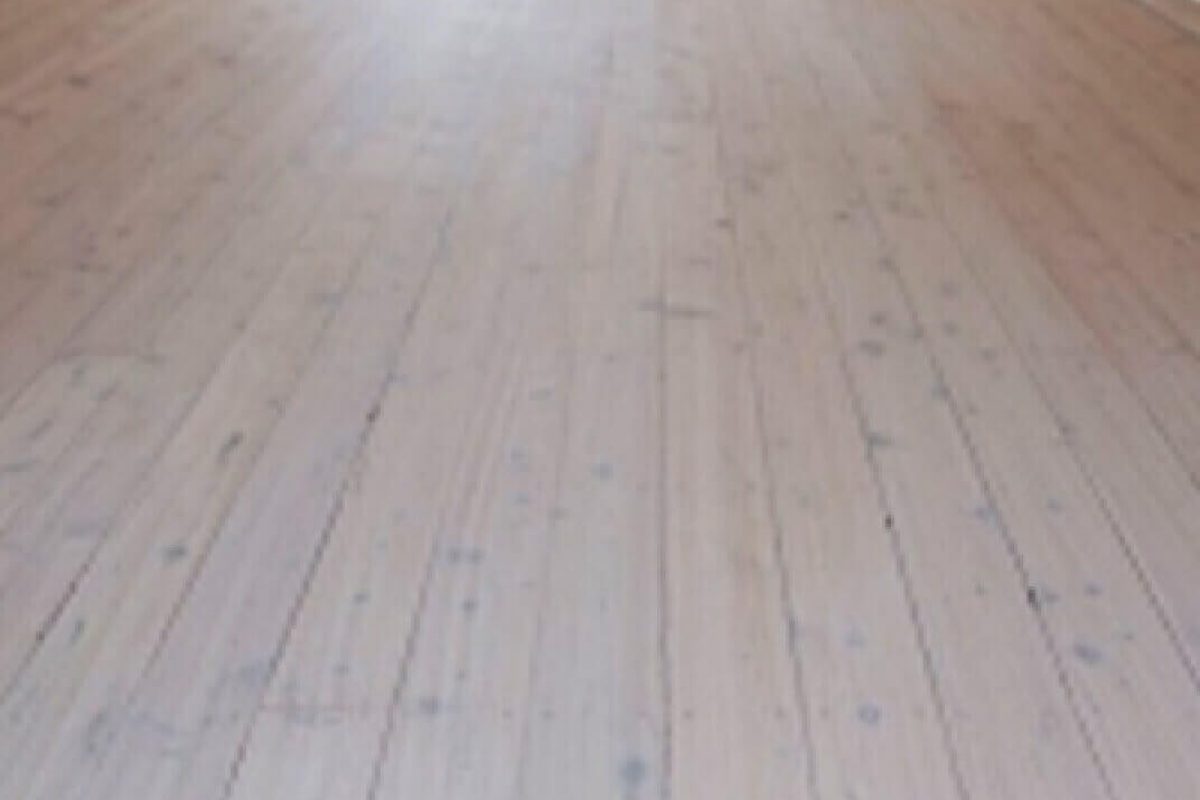 timber floor sanding and polishing Sydney