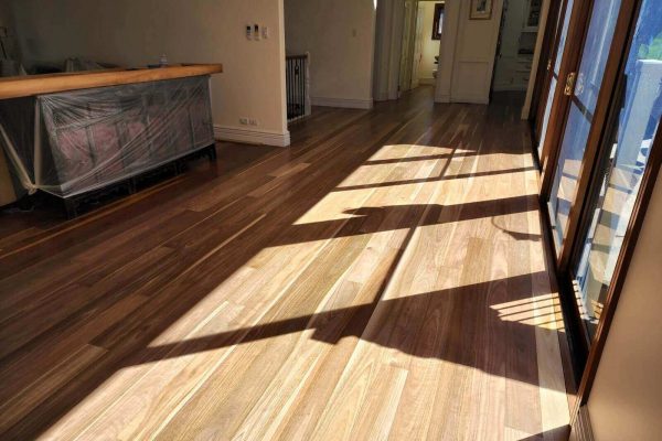 floor sanding and polishing